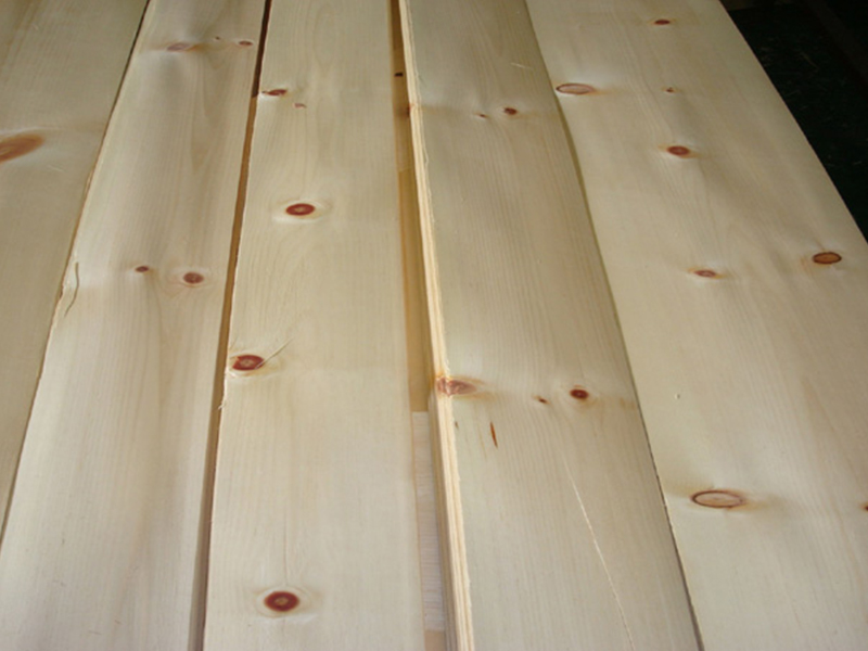 High quality and good price for chinese knotty pine wood veneer